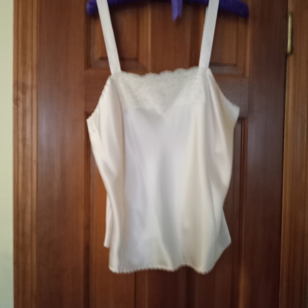 VANITY FAIR CAMISOLE SIZE M - Picture 4 of 4